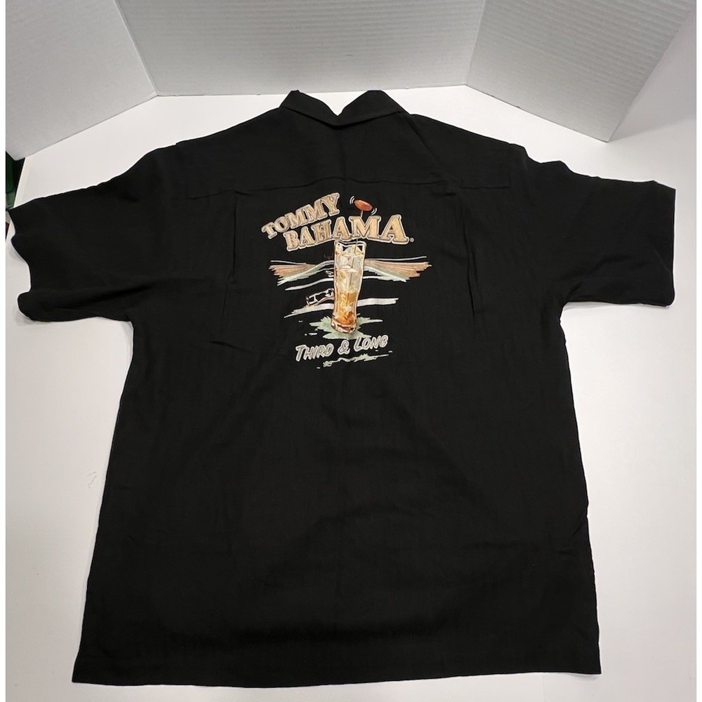 Tommy Bahama Embroidered Silk Shirt Mens Med Black Third & Long Camp Adult EUC